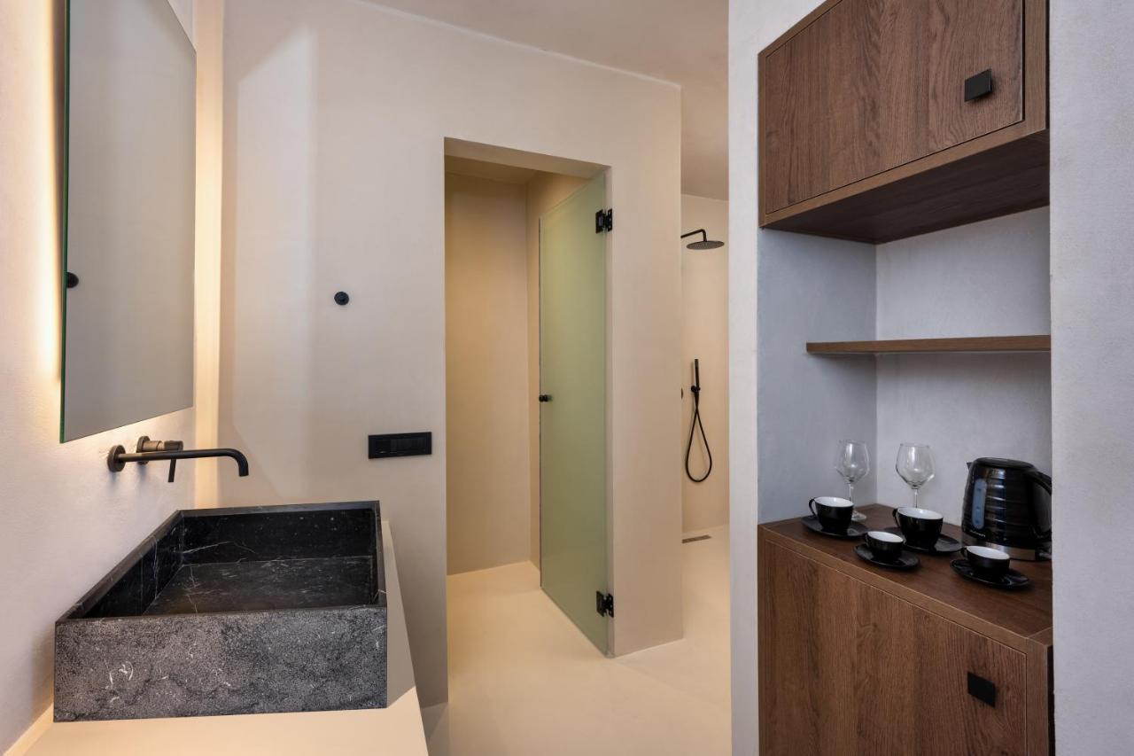 Azanti Suites - Adults Only Megalochori  Ngoại thất bức ảnh